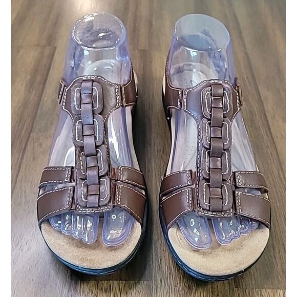 Clarks Laurieann Kay Brown Leather T-Strap Sandals Women’s 5.5M GUC - Picture 3 of 9